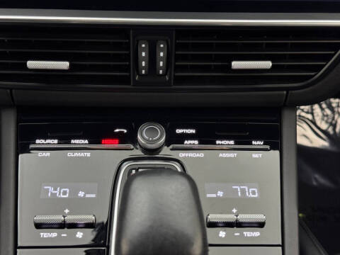 2022 Porsche Cayenne GTS Coupe