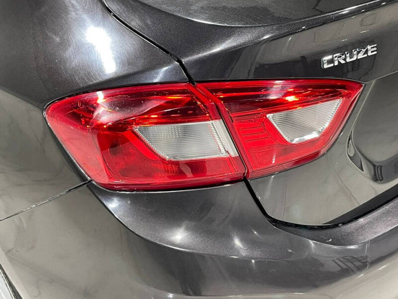 2017 Chevrolet Cruze LT Auto