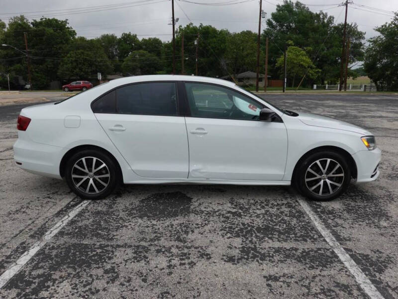 2016 Volkswagen Jetta