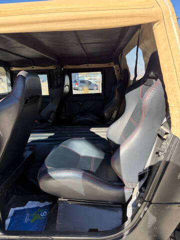 2000 AM General Hummer