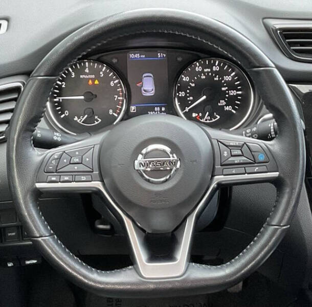 2021 Nissan Rogue Sport SV