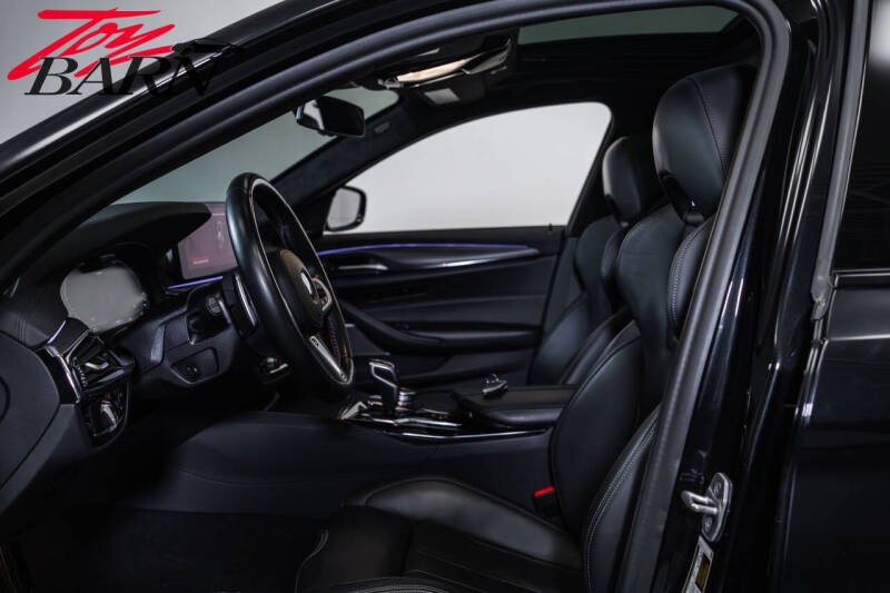 2022 BMW M5