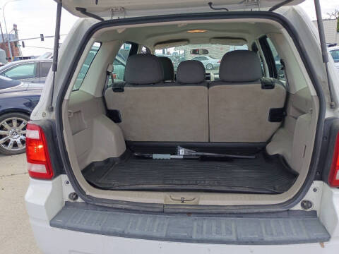 2010 Ford Escape XLS