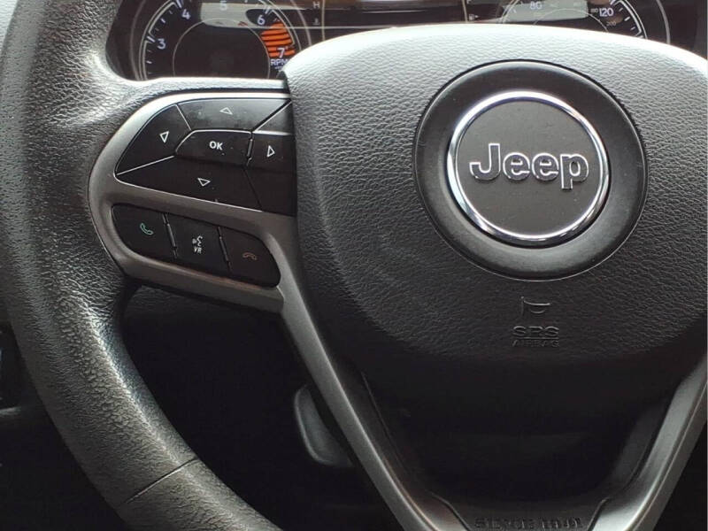 2019 Jeep Cherokee Latitude