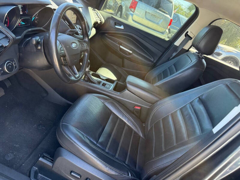 2017 Ford Escape Titanium