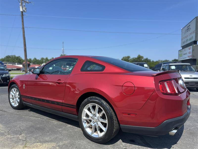 2011 Ford Mustang V6