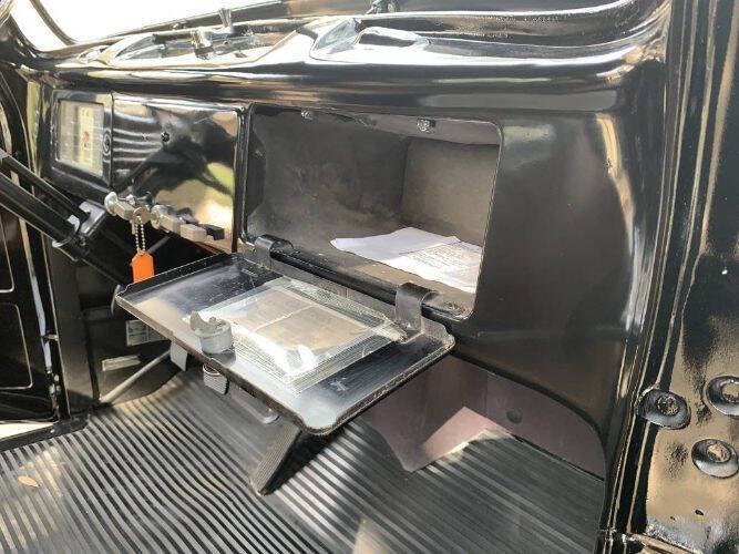 1957 International KB2