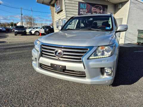 2014 Lexus LX 570