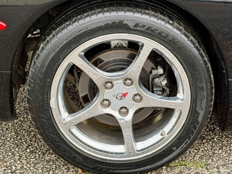 2004 Chevrolet Corvette