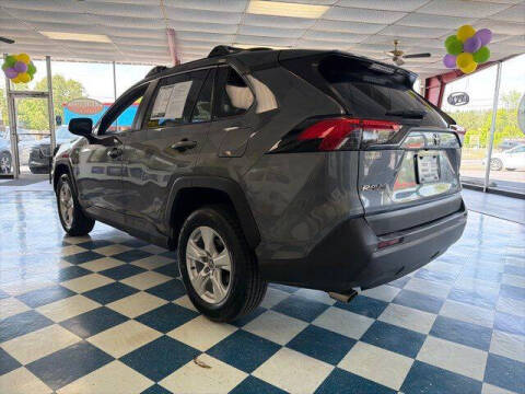 2020 Toyota RAV4 XLE