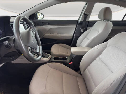 2018 Hyundai Elantra