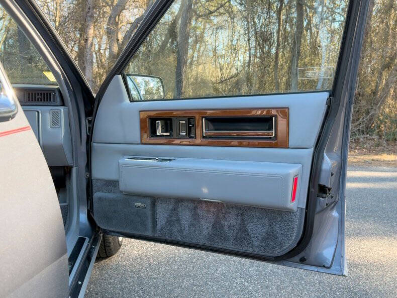 1990 Cadillac Fleetwood