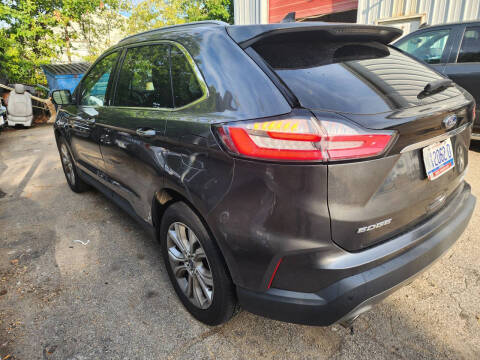 2020 Ford Edge Titanium
