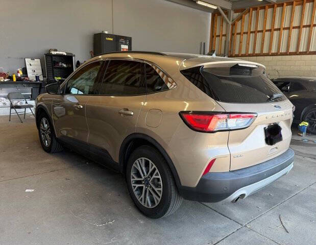 2021 Ford Escape SEL