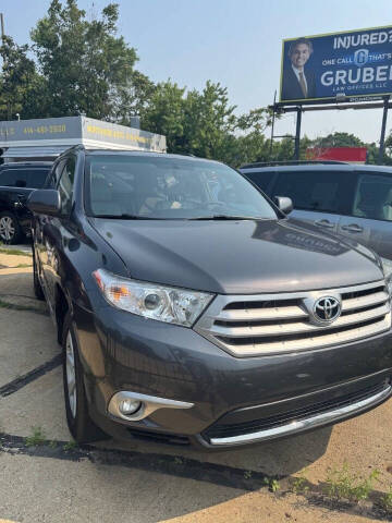 2013 Toyota Highlander SE
