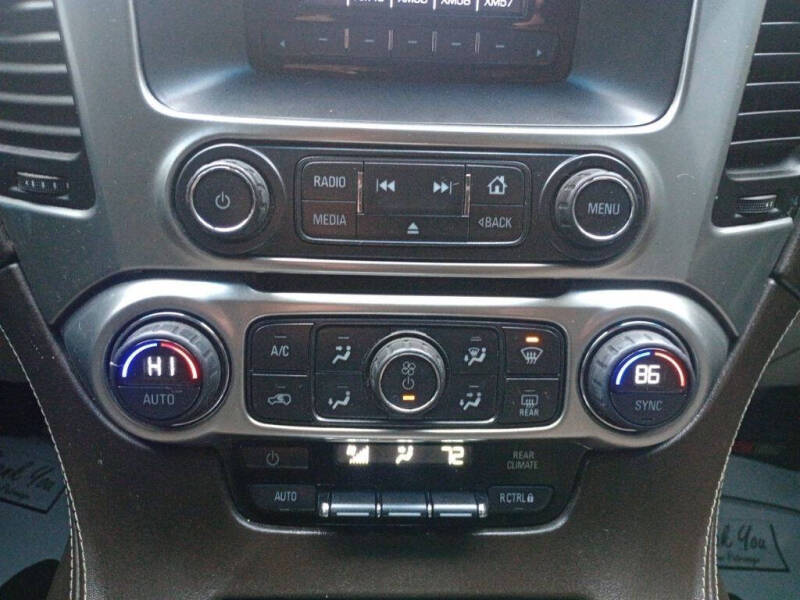 2015 Chevrolet Suburban LS