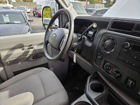 2014 Ford E-Series E-150