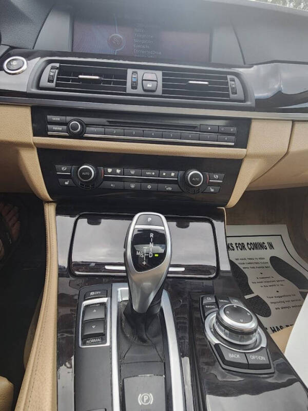 2011 BMW 5 Series 535i