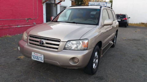 2004 Toyota Highlander for sale at Clean Cars Cali in Pasadena CA