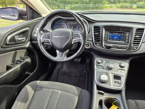 2016 Chrysler 200 LX