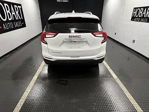 2023 GMC Terrain SLT