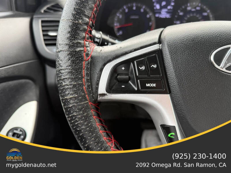 2013 Hyundai Accent SE