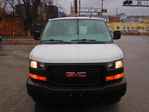 2019 GMC Savana 3500