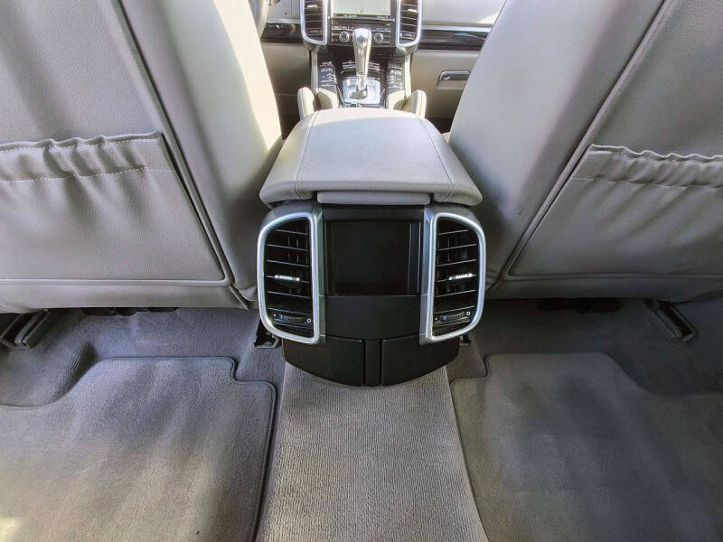 2014 Porsche Cayenne