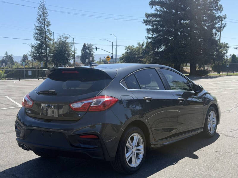 2018 Chevrolet Cruze LT Auto