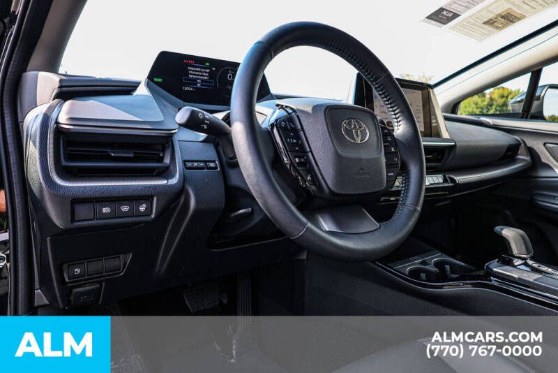 2025 Toyota Prius XLE