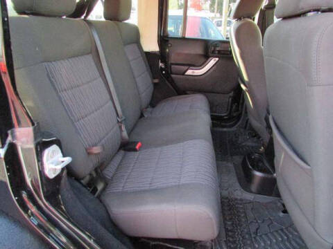 2012 Jeep Wrangler Unlimited Sahara