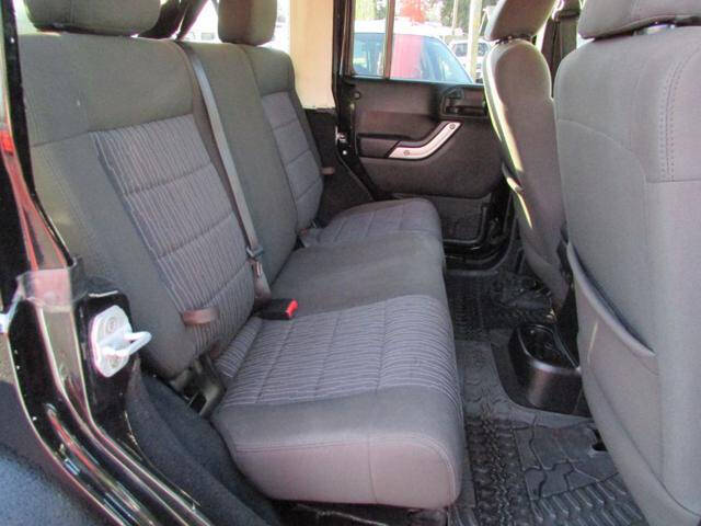 2012 Jeep Wrangler Unlimited Sahara