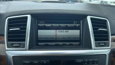 2015 Mercedes-Benz GL-Class GL 550 4MATIC