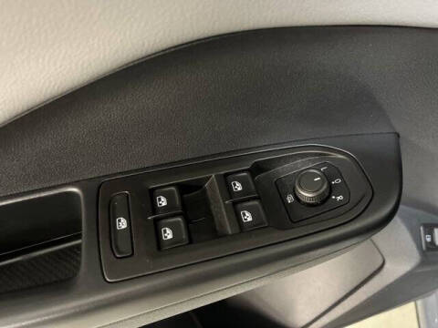 2023 Volkswagen Taos SEL 4Motion