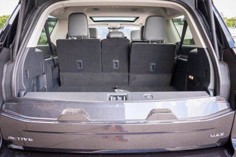 2025 Ford Expedition MAX Active