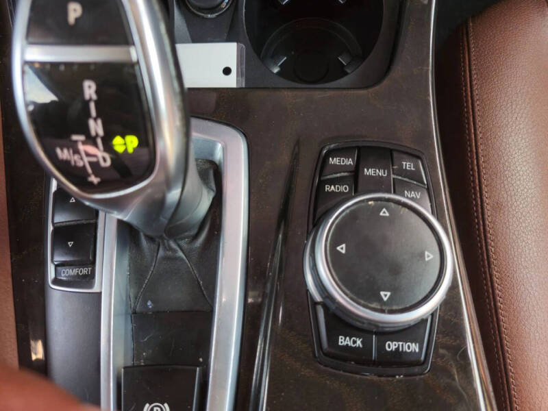 2016 BMW 5 Series 528i