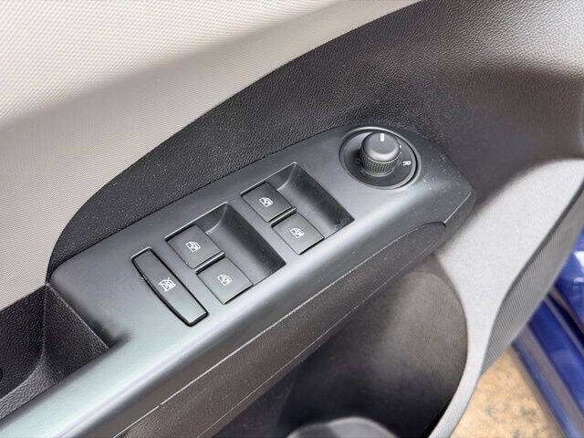 2016 Chevrolet Sonic LT Auto