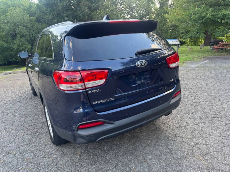 2016 Kia Sorento LX