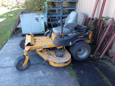 Hustler Raptor SD Zero Turn Mower