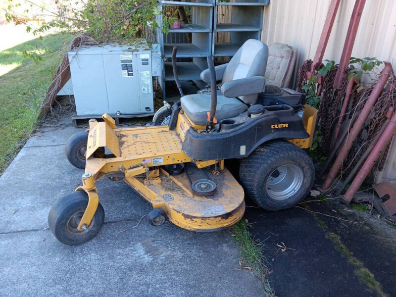 Hustler Raptor SD Zero Turn Mower