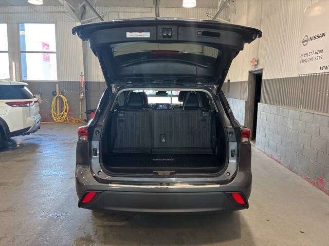 2023 Toyota Highlander Hybrid XLE