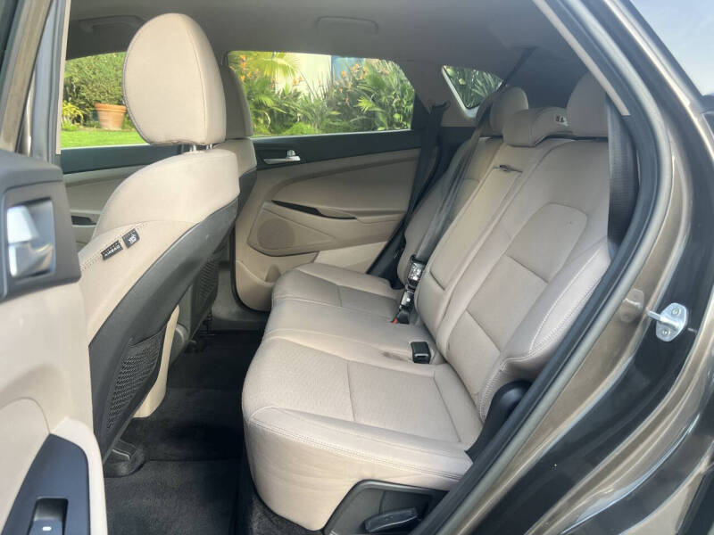 2020 Hyundai Tucson SE