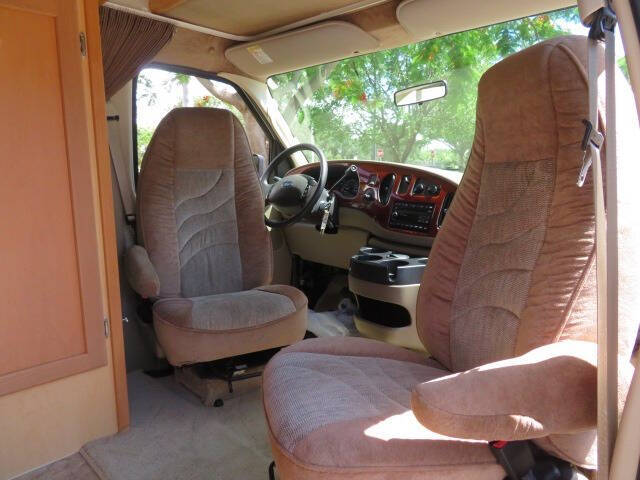 2006 Ford E-Series E-350 SD