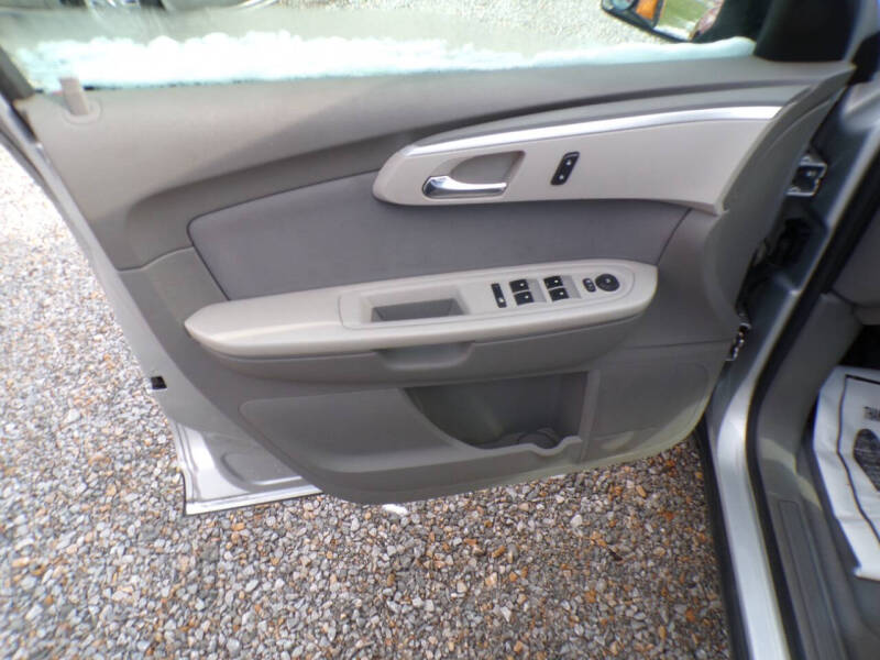 2010 Chevrolet Traverse LS