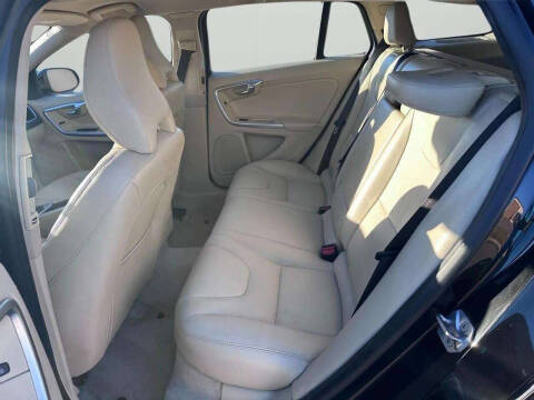 2016 Volvo V60 T5 Drive-E Premier