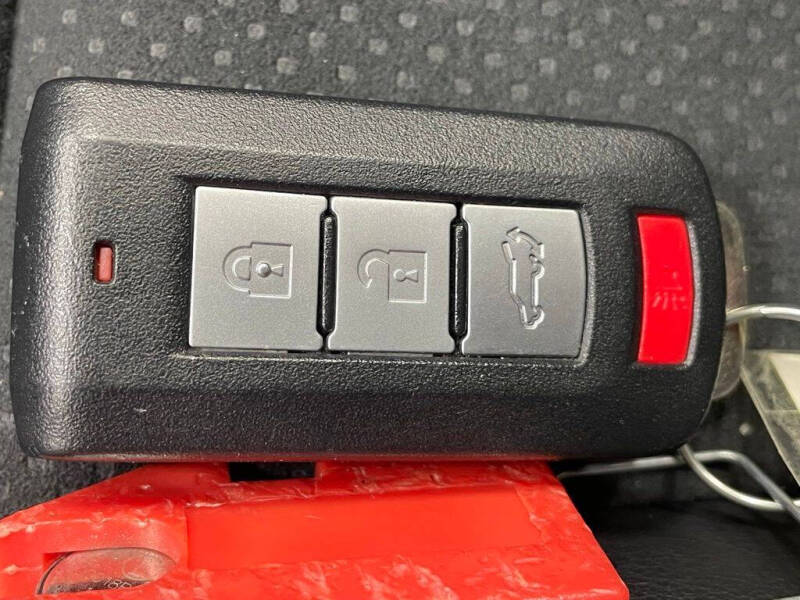 2025 Mitsubishi Eclipse Cross SE
