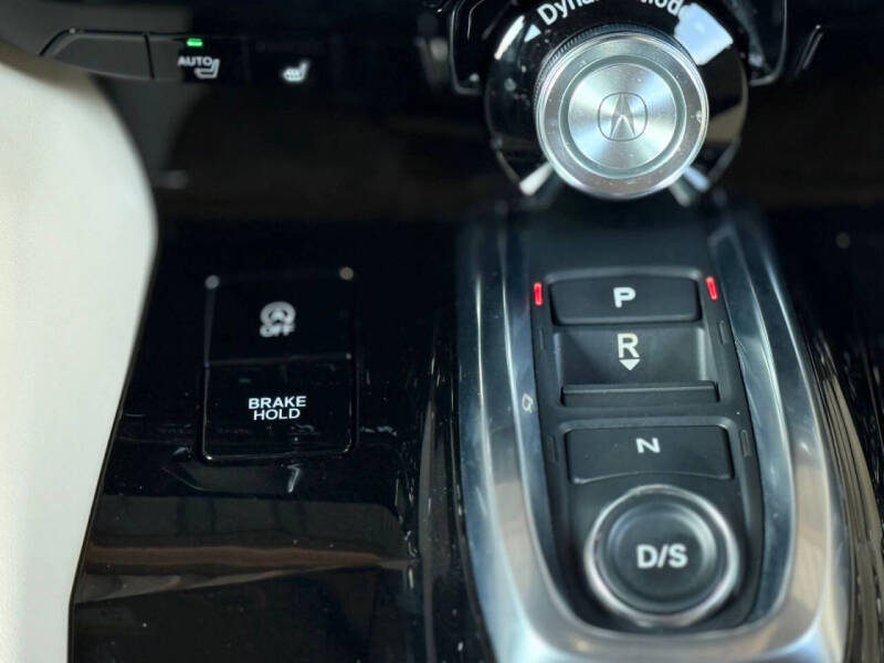 2025 Acura MDX SH-AWD w/Tech