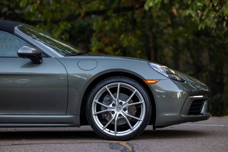 2021 Porsche 718 Boxster