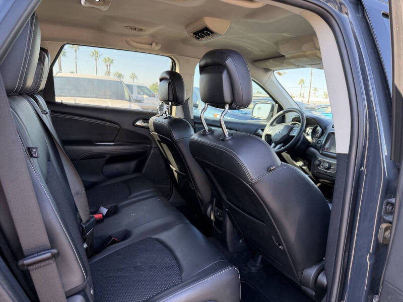 2018 Dodge Journey Crossroad