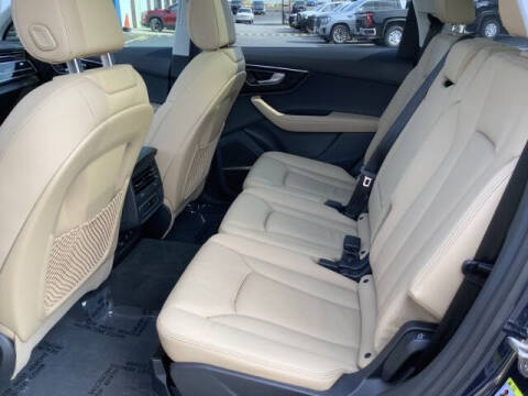 2025 Audi Q7 quattro Premium Plus 45 TFSI